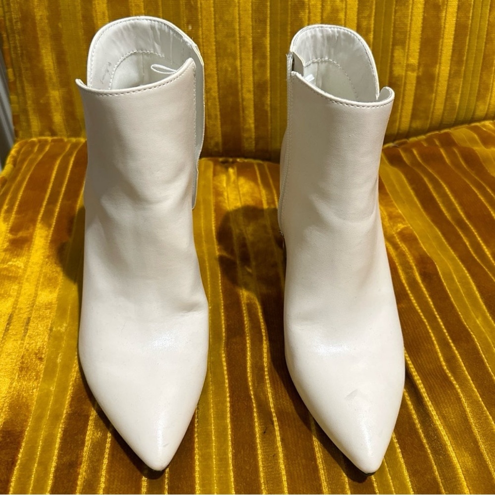 Ankle booties, 3 1/2 in heel, size 7, like new